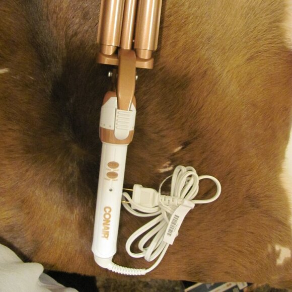 CONAIR DOUBLE CERAMIC TRIPLE BARREL WAVER NIB - Picture 13 of 15